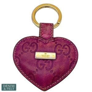 Gucci Monogram Leather Heart Key Ring in Magenta Pink with Gold Hardware